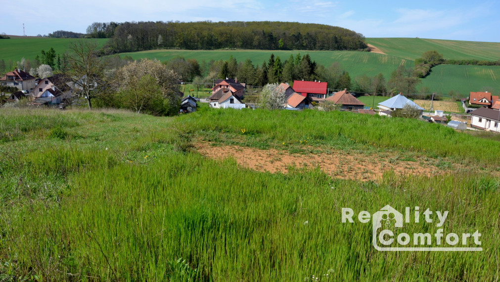 Veľký slnečný pozemok - Investičná príležitosť!