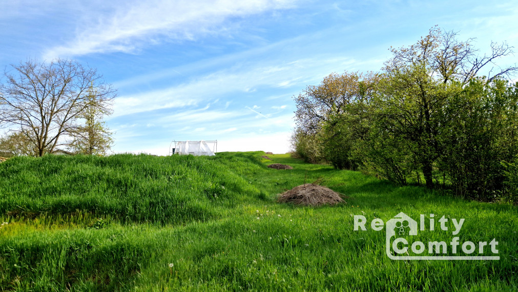 Rodinný dom s veľkým slnečným pozemkom