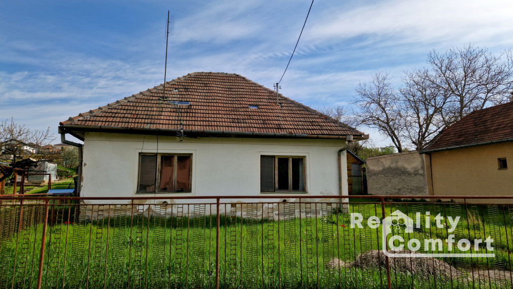 Rodinný dom s veľkým slnečným pozemkom