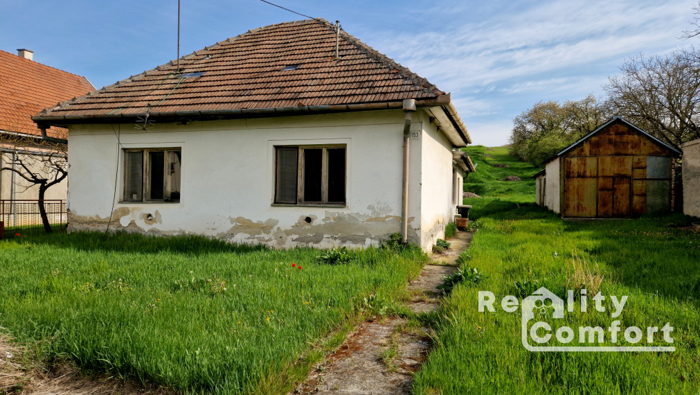 Rodinný dom s veľkým slnečným pozemkom