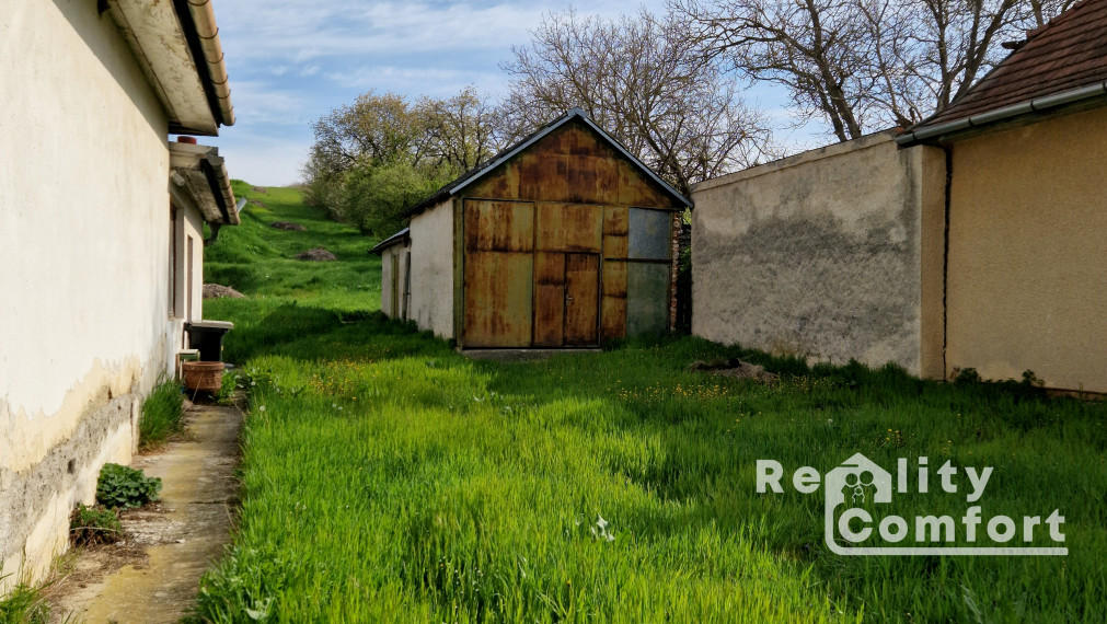 Veľký slnečný pozemok - Investičná príležitosť!