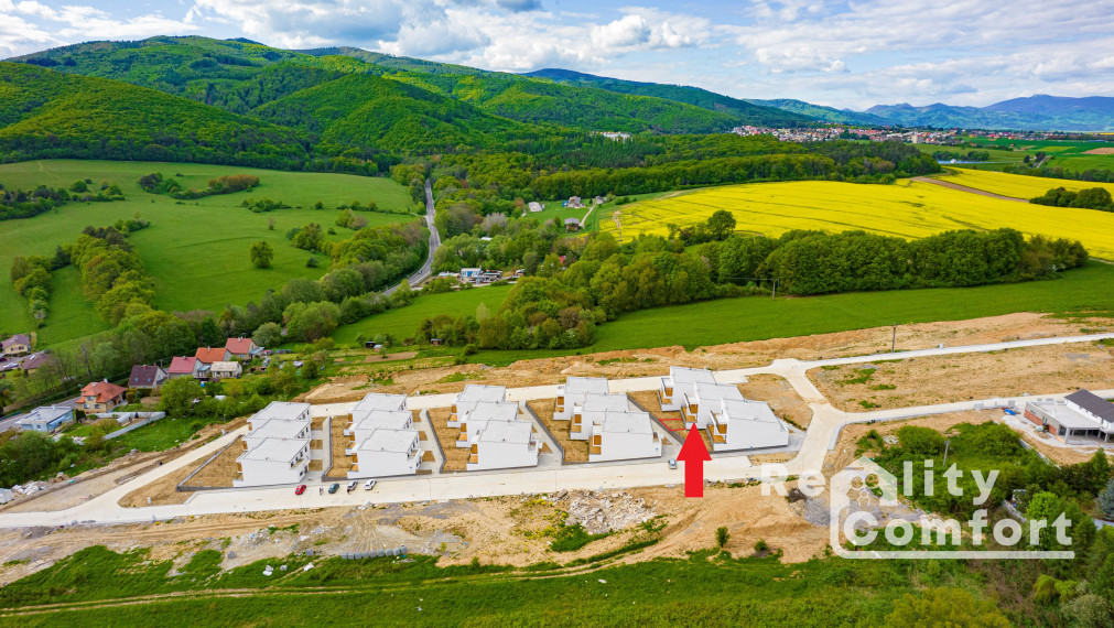 REZIDENCIA BOJNICE - 2-izb.byt s terasou a predzáhradkou