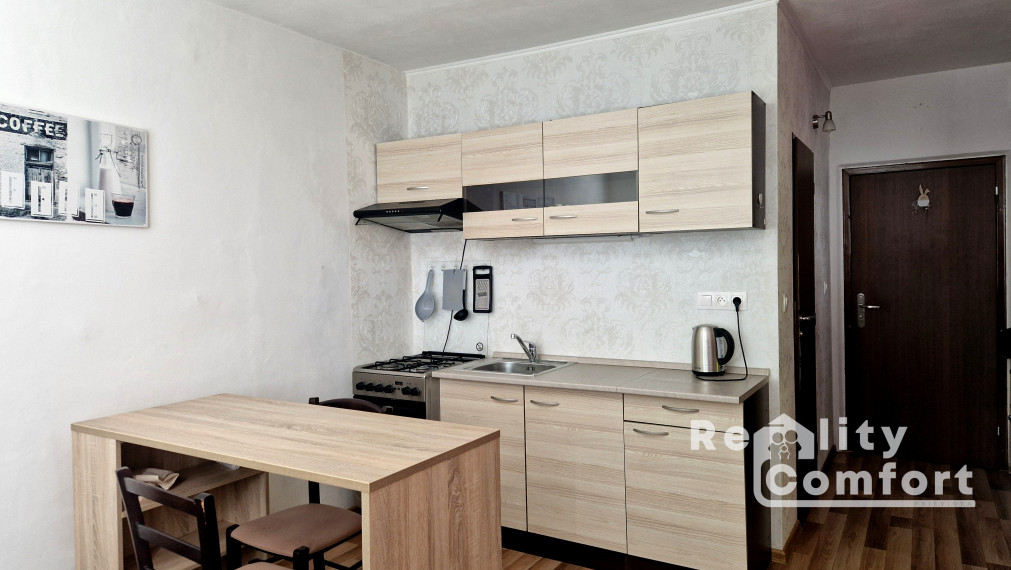 1-izbový slnečný byt v širšom centre mesta Bánovce nad Bebravou