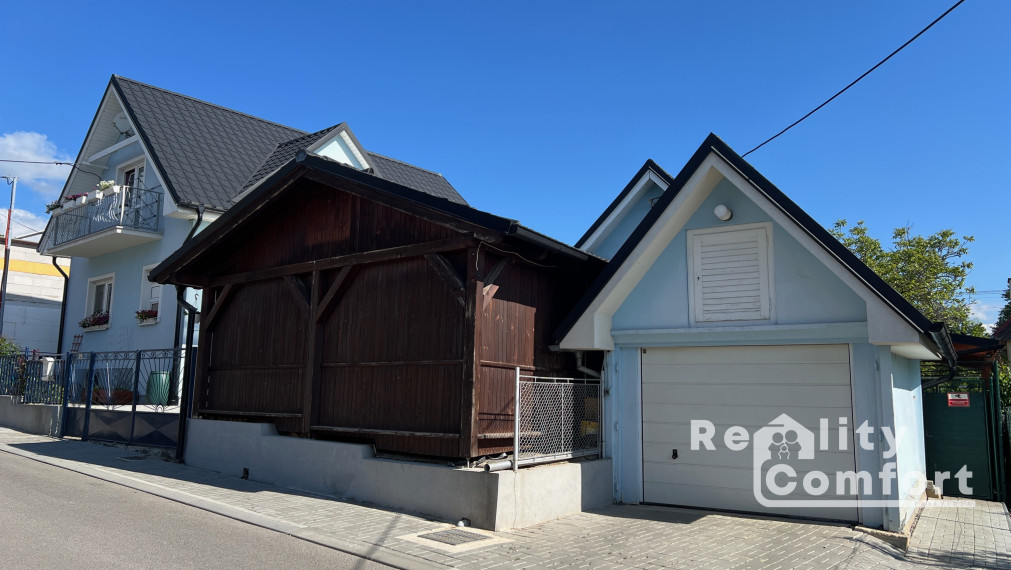 Priestranný rodinný dom v Porube