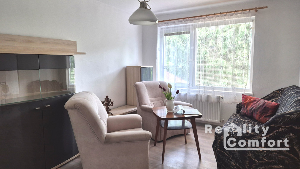 Prenájom 3-izbového bytu s loggiou v Žitnej-Radiši bývanie uprostred prírody