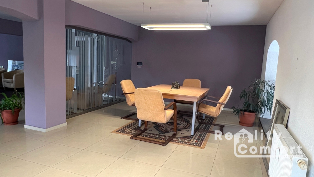Moderná kancelária s veľkorysou výmerou 88 m²