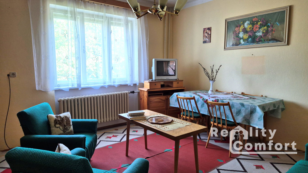 Na predaj priestranný 4-izbový rodinný dom v obci Svinná