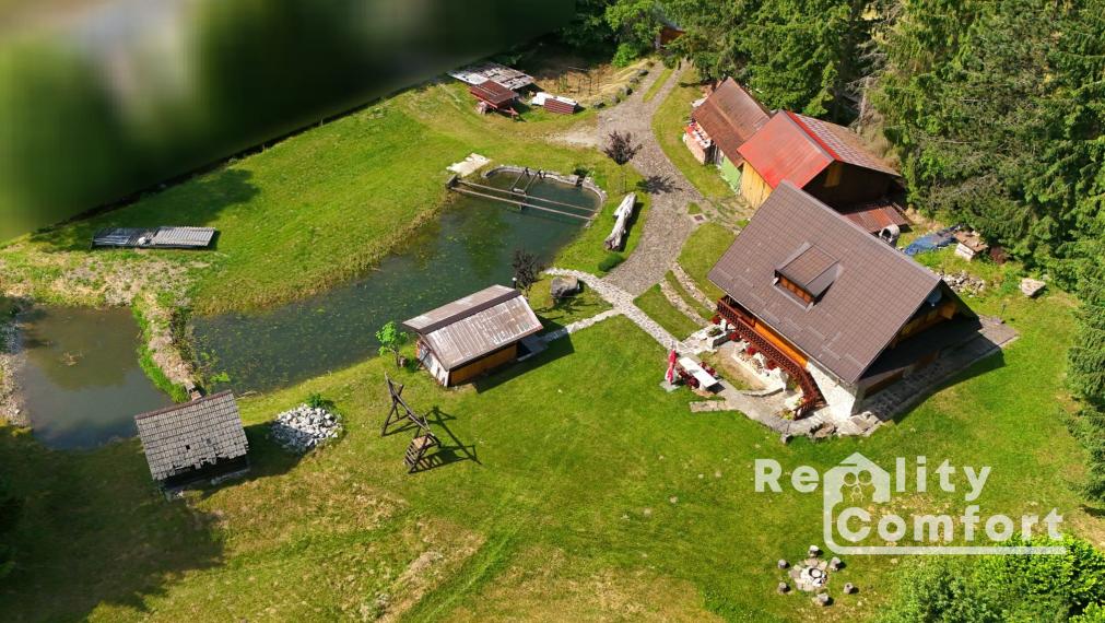 Chata s vlastným jazerom v srdci prírody