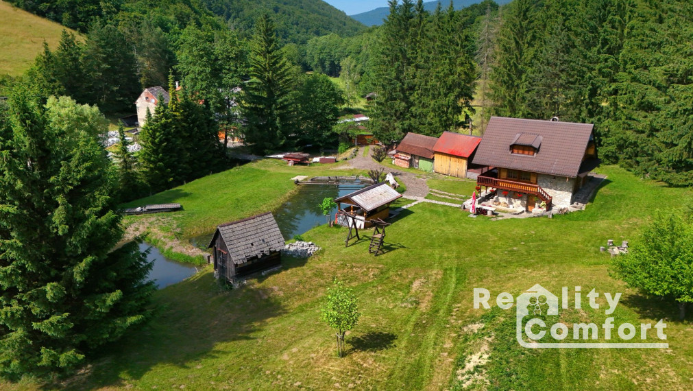 Chata s vlastným jazerom v srdci prírody