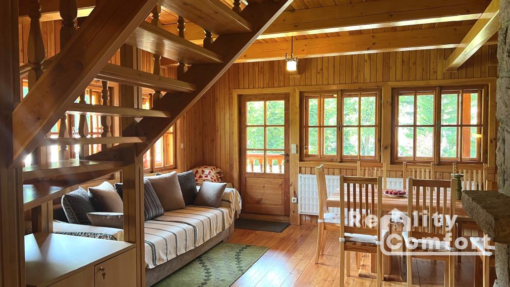 Chata s vlastným jazerom v srdci prírody