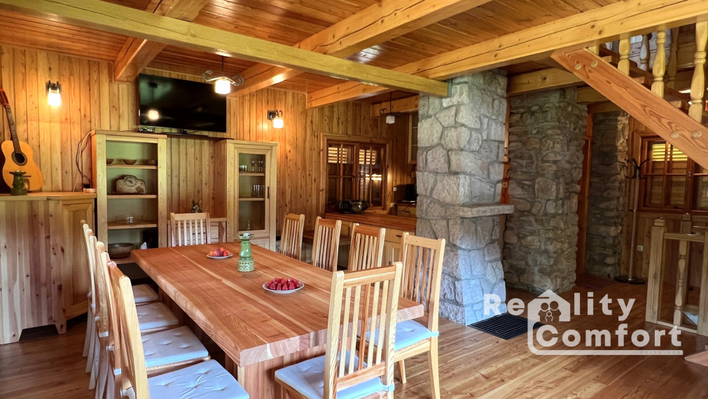 Chata s vlastným jazerom v srdci prírody