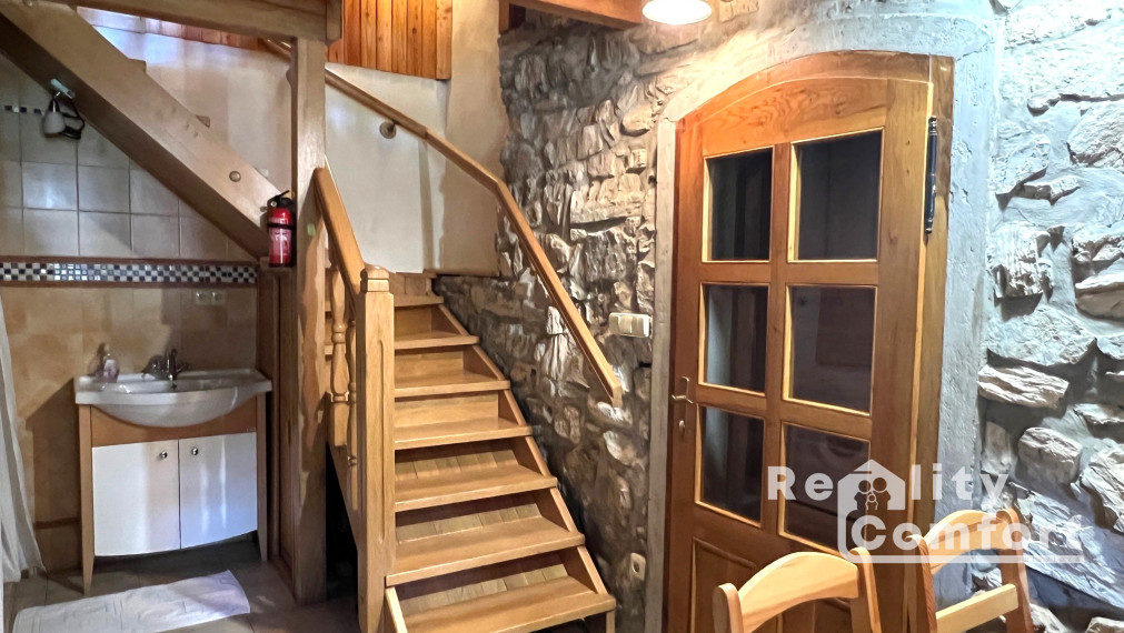 Chata s vlastným jazerom v srdci prírody