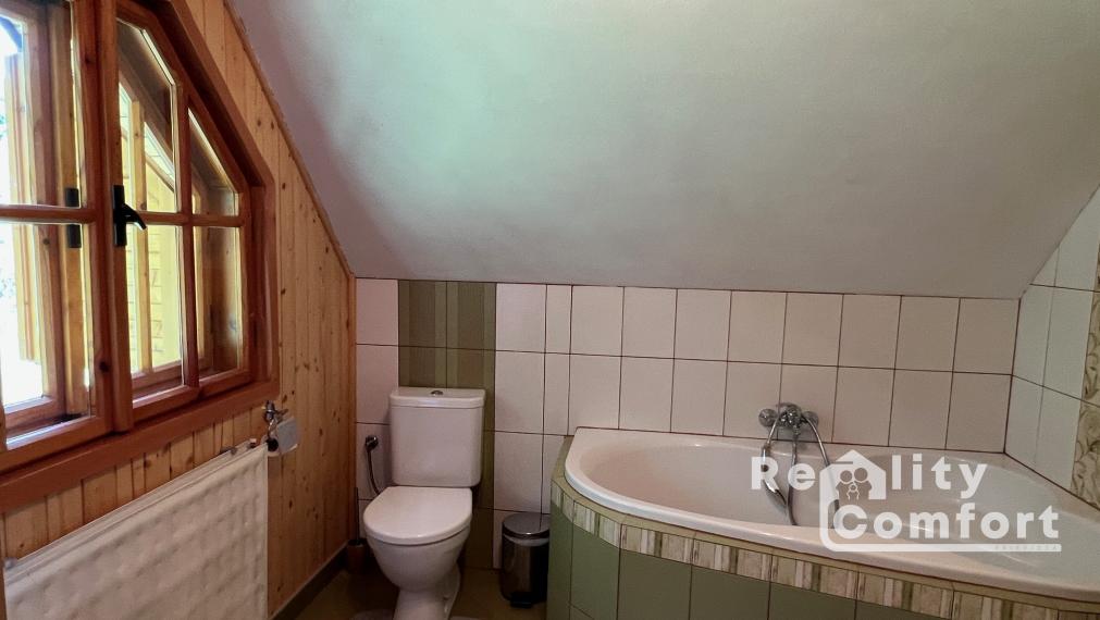 Chata s vlastným jazerom v srdci prírody