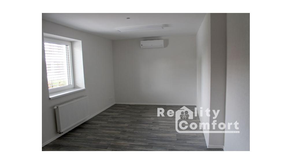 Prenájom dvojpriestoru s príslušenstvom v centre mesta