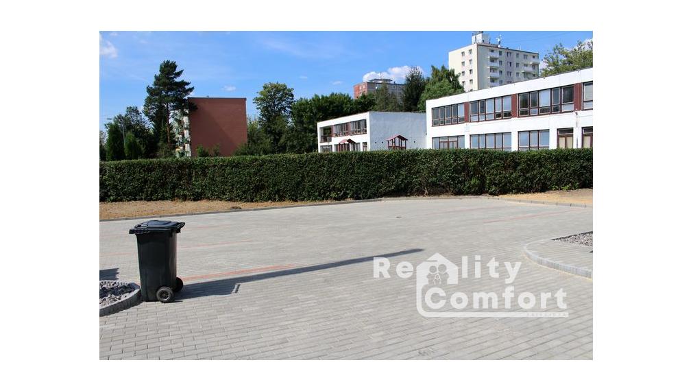 Prenájom dvojpriestoru s príslušenstvom v centre mesta