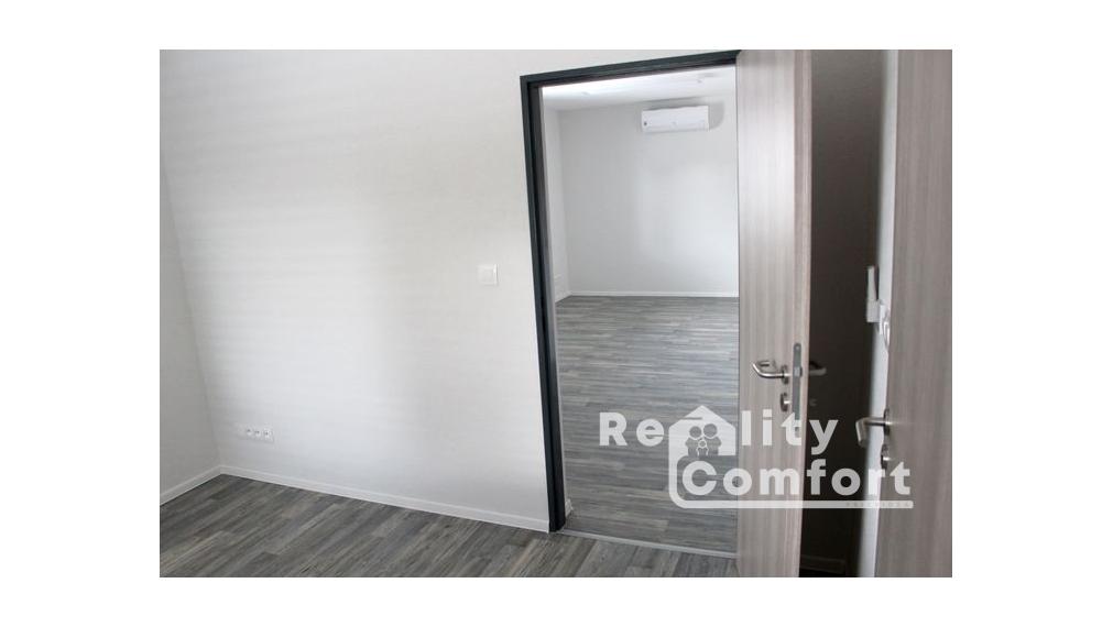 Prenájom dvojpriestoru s príslušenstvom v centre mesta