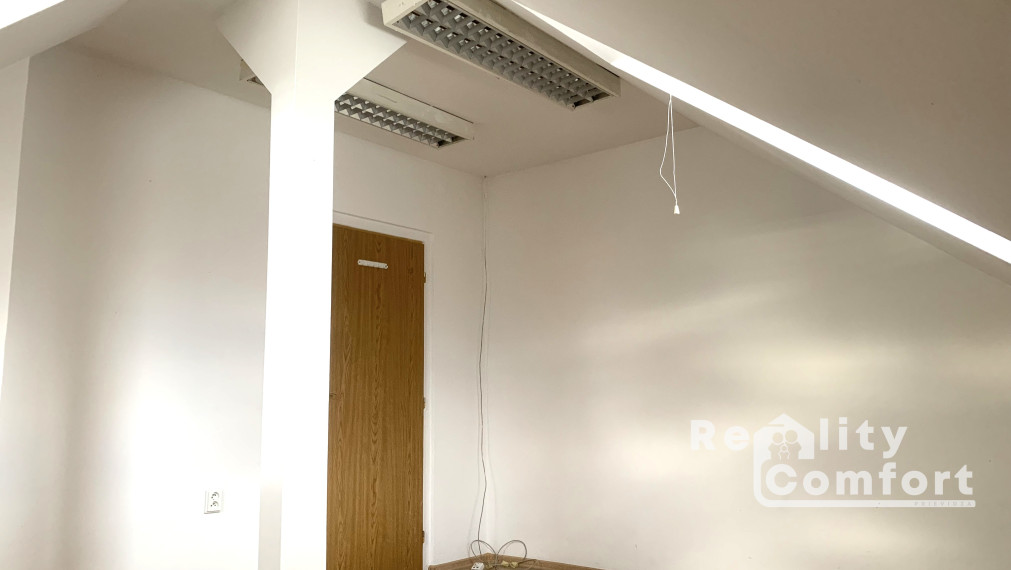 Kancelária v centre Prievidze