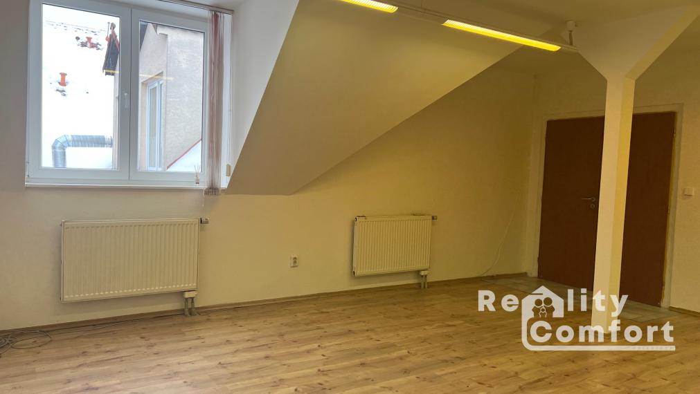 Kancelária v centre mesta Prievidza