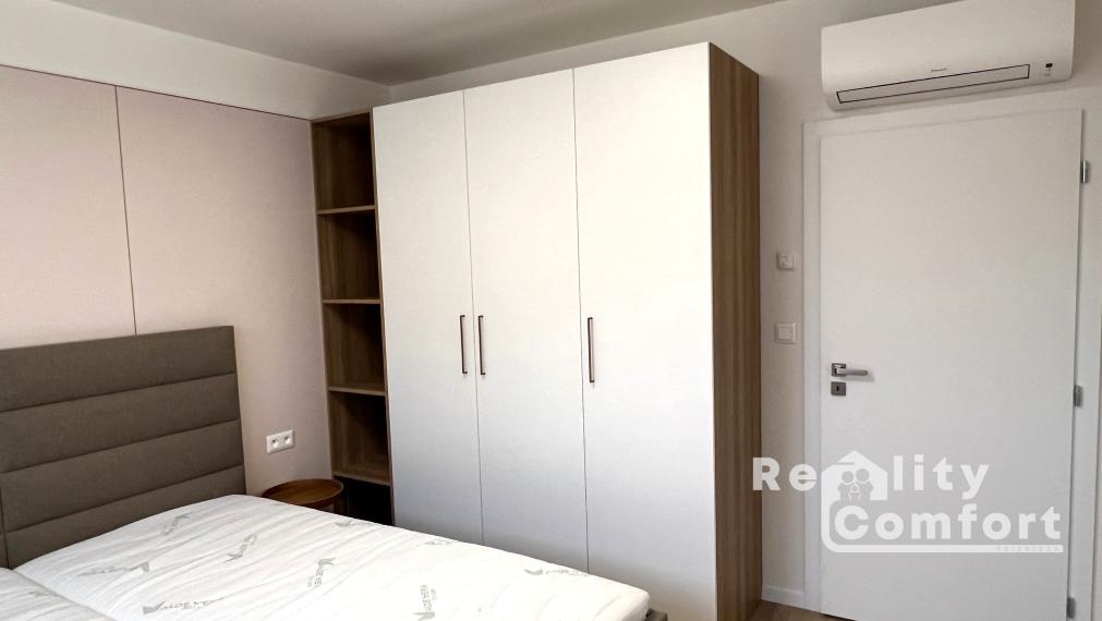 Moderný 2-izb. byt s úchvatným výhľadom a 2 parkovacími miestami