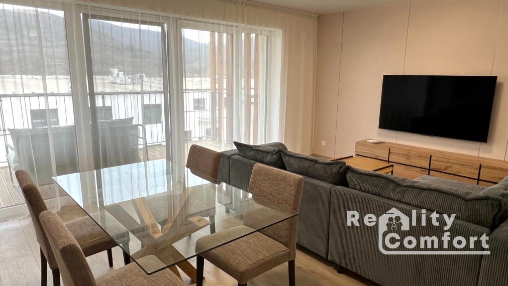 Moderný 2-izb. byt s úchvatným výhľadom a 2 parkovacími miestami