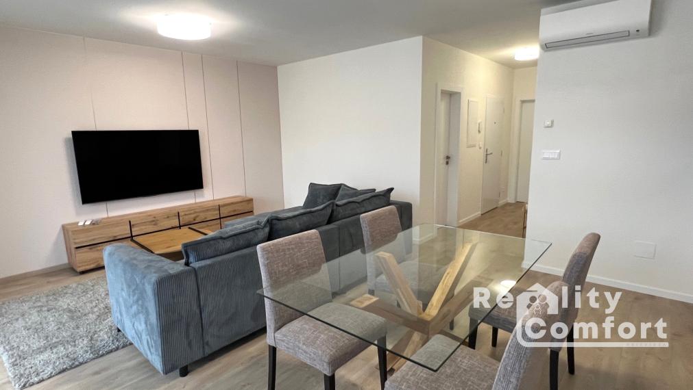 Moderný 2-izb. byt s úchvatným výhľadom a 2 parkovacími miestami