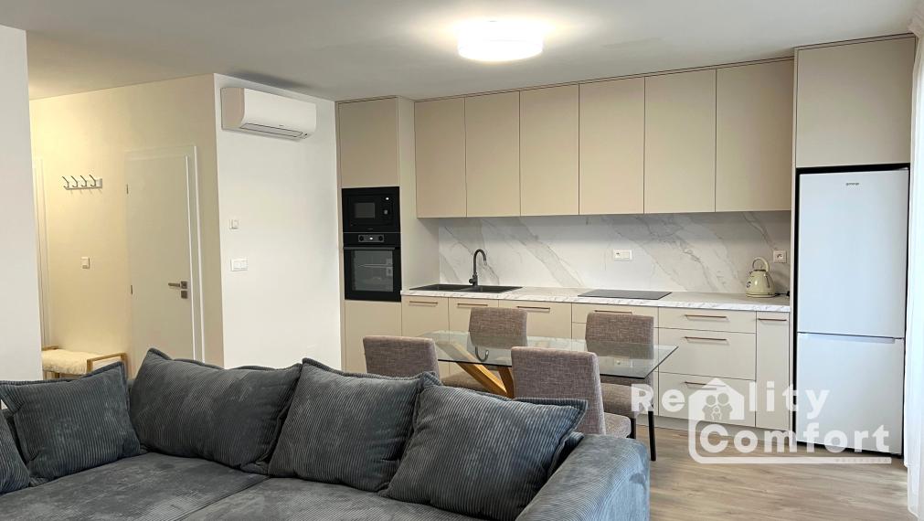 Moderný 2-izb. byt s úchvatným výhľadom a 2 parkovacími miestami