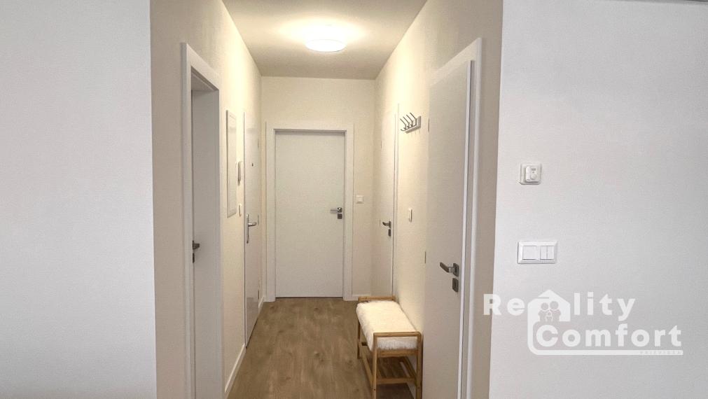 Moderný 2-izb. byt s úchvatným výhľadom a 2 parkovacími miestami