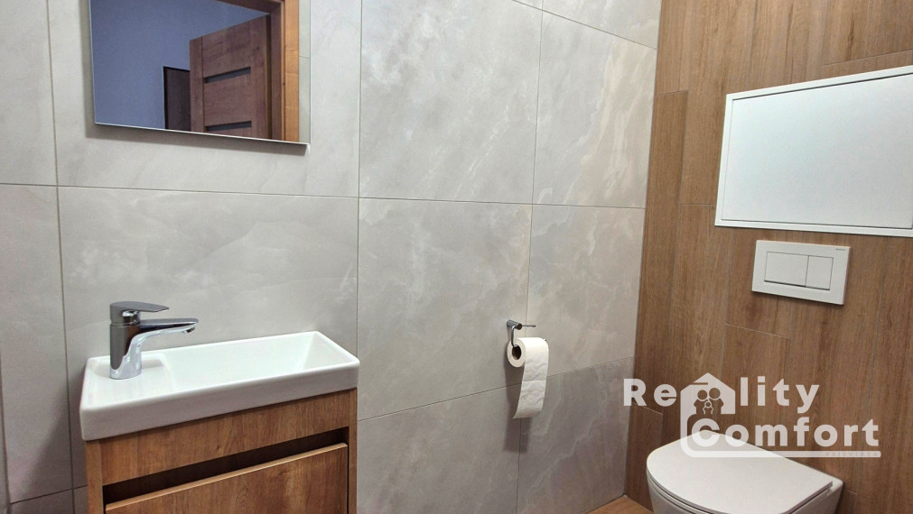 Moderný 2-izbový byt s loggiou a parkovacím miestom