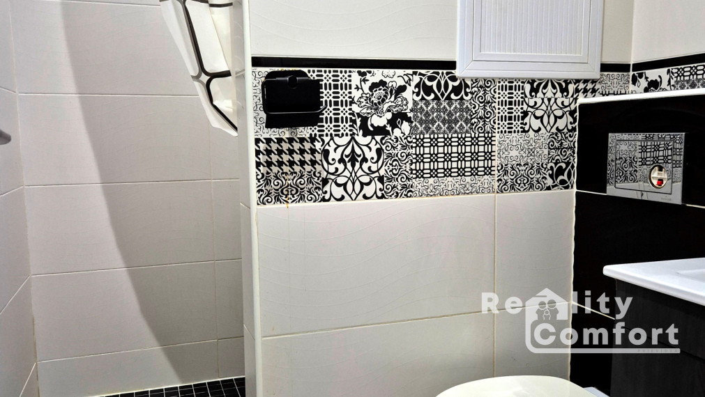 Kompletne zariadená garsónka s balkónom