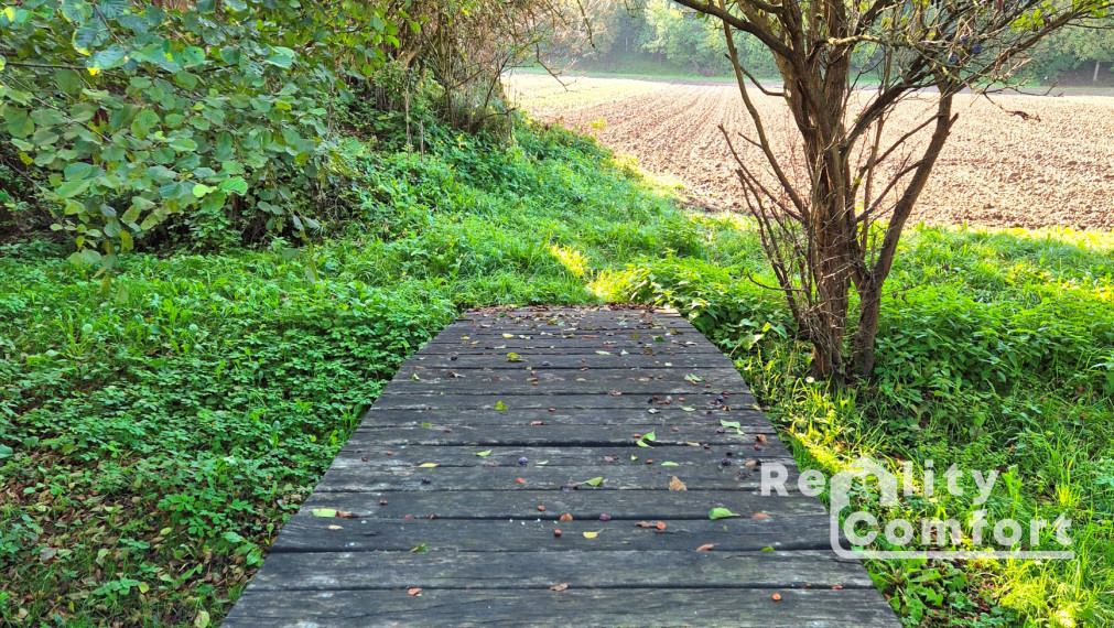 Nadštandardný rodinný dom s krásnou záhradou