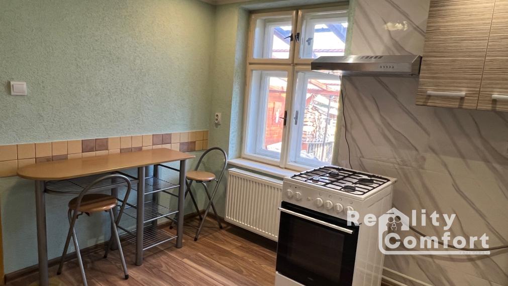 1-izb. byt v rodinnom dome