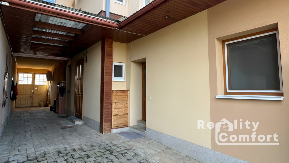 1-izb. byt v rodinnom dome