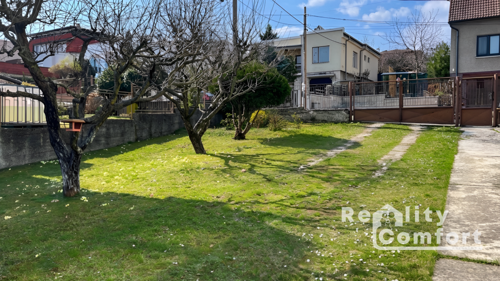 RODINNÝ DOM S OBROVSKÝM POTENCIÁLOM