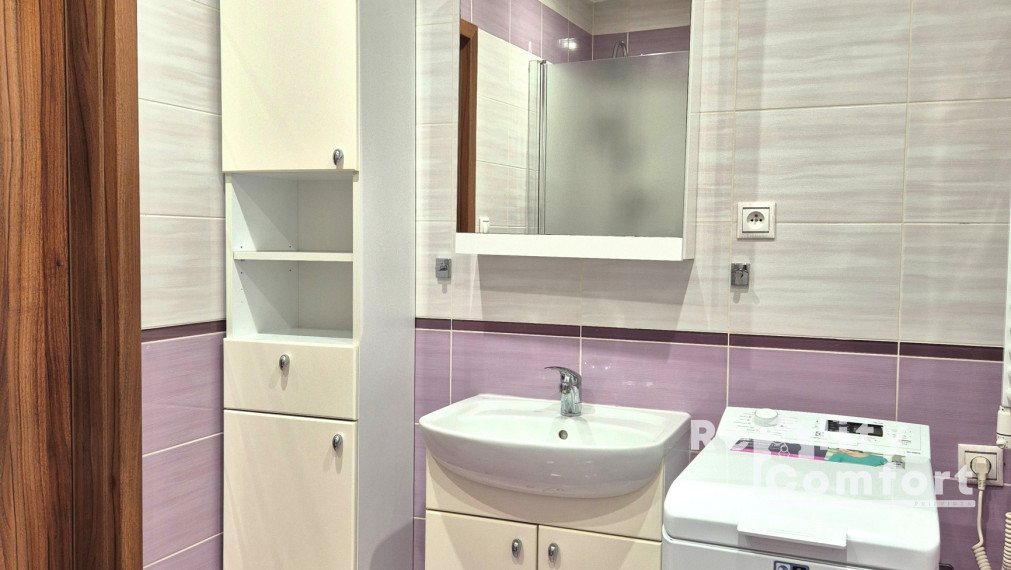 Kompletne zariadený 1-izbový byt s dvomi loggiami