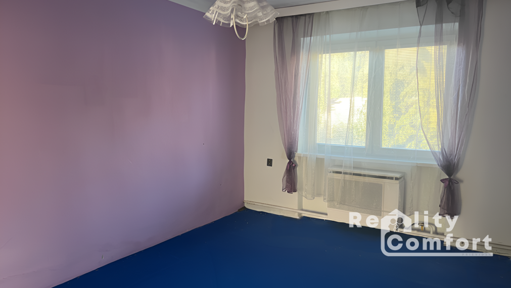 Priestranný dom s garážou a veľkou záhradou