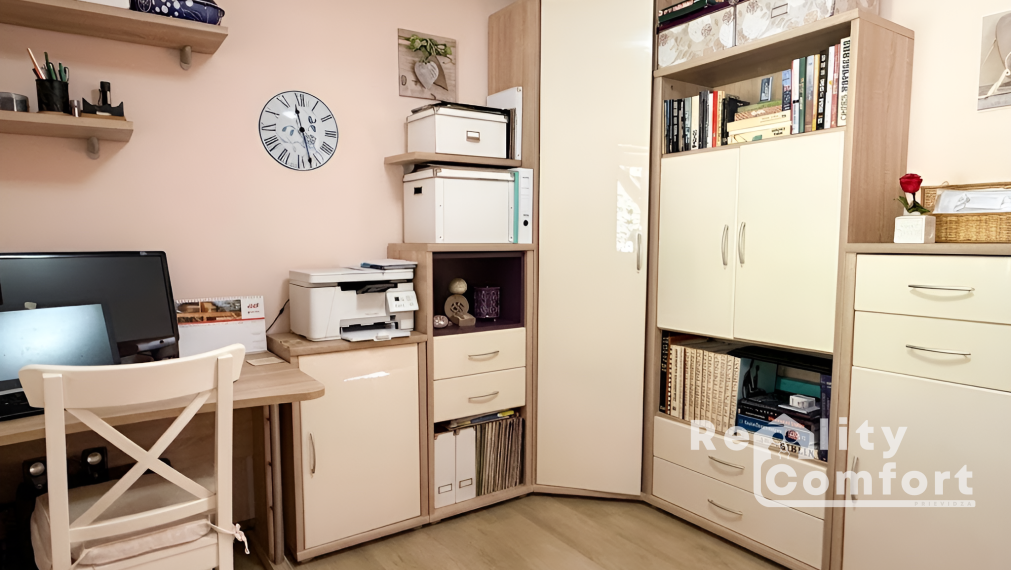 ŠTÝLOVÝ DOM S KRÁSNOU ZÁHRADOU