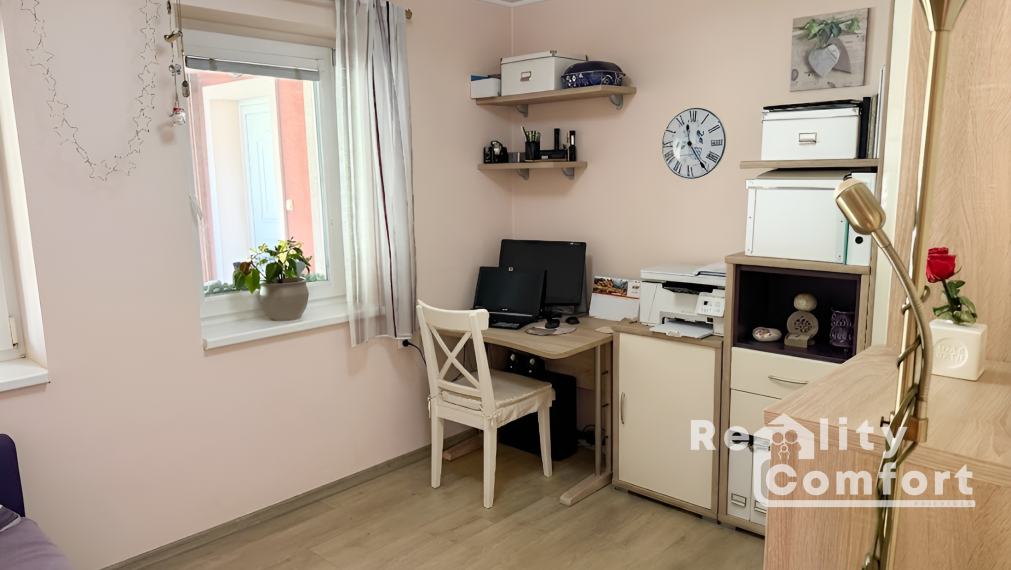 ŠTÝLOVÝ DOM S KRÁSNOU ZÁHRADOU