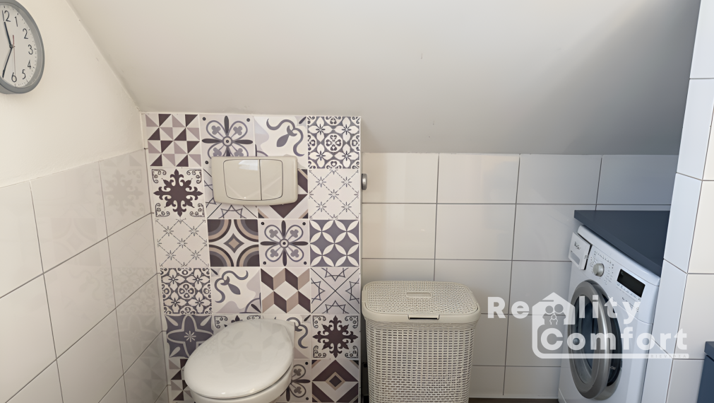 ŠTÝLOVÝ DOM S KRÁSNOU ZÁHRADOU