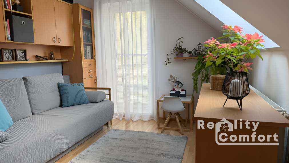 ŠTÝLOVÝ DOM S KRÁSNOU ZÁHRADOU