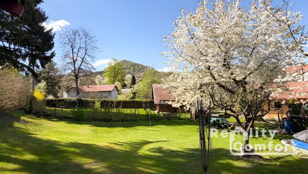 BYT SO VŠETKÝMI VÝHODAMI RODINNÉHO DOMU