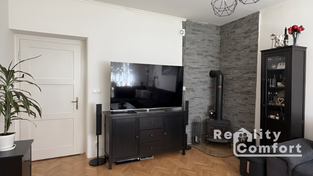 BYT SO VŠETKÝMI VÝHODAMI RODINNÉHO DOMU