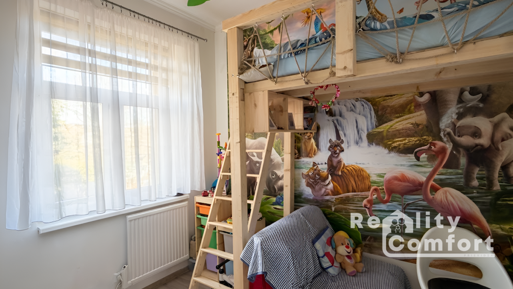 BYT SO VŠETKÝMI VÝHODAMI RODINNÉHO DOMU