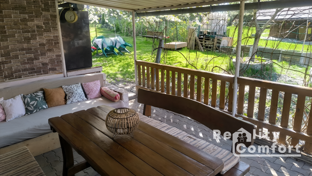 BYT SO VŠETKÝMI VÝHODAMI RODINNÉHO DOMU