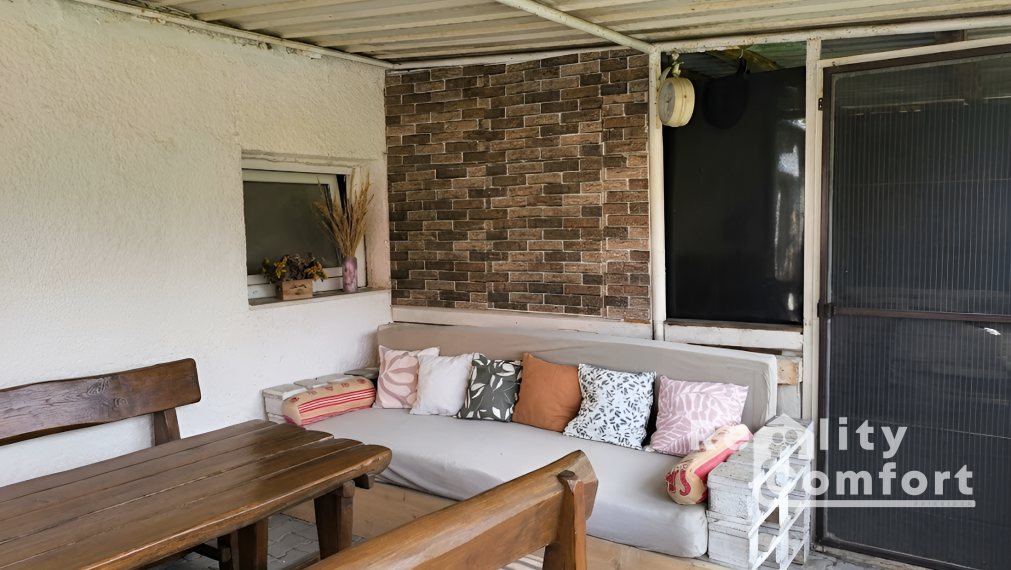 BYT SO VŠETKÝMI VÝHODAMI RODINNÉHO DOMU