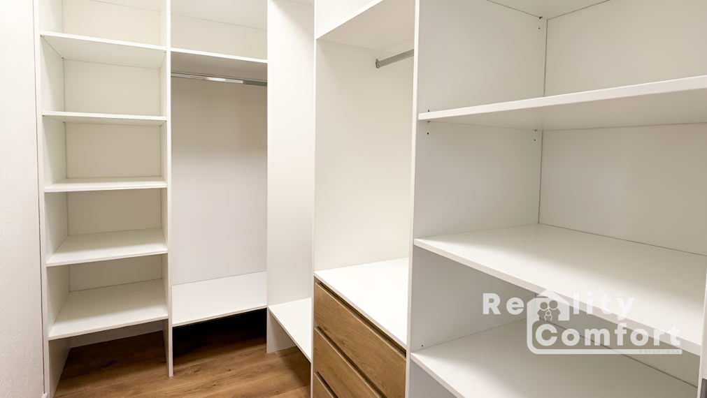 Moderný 2-izb. byt s úchvatným výhľadom a 2 parkovacími miestami
