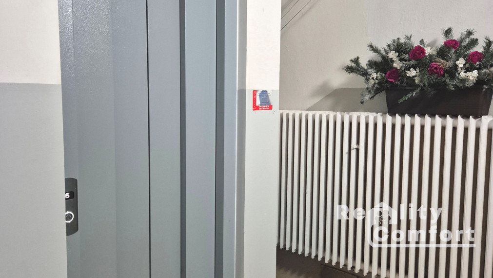 1-izbový byt v centre mesta, skvelá príležitosť na rekonštrukciu podľa vlastných predstáv