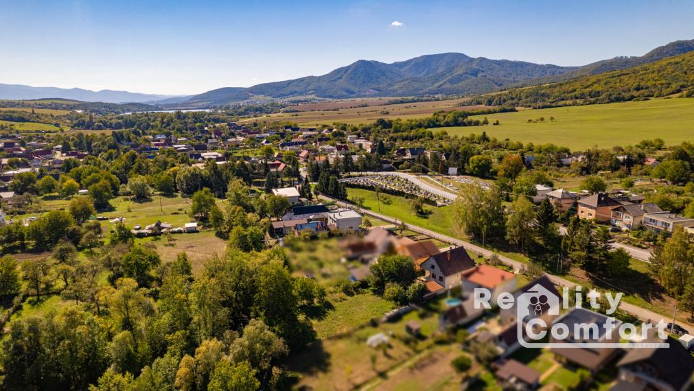 Rodinný dom na krásnom rovinatom pozemku