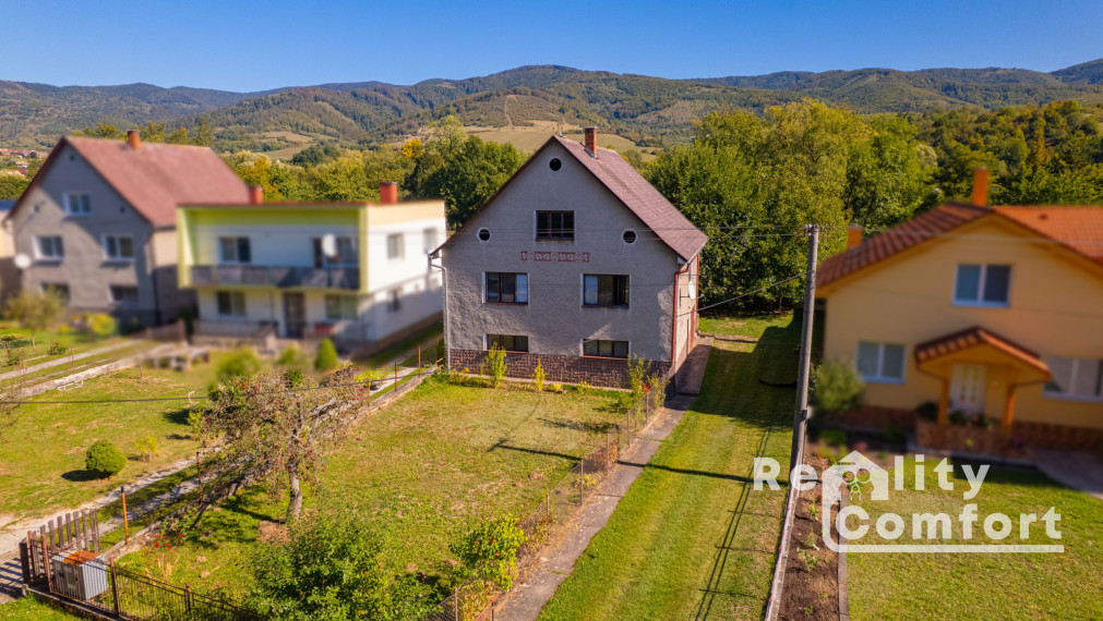 Rodinný dom na krásnom rovinatom pozemku