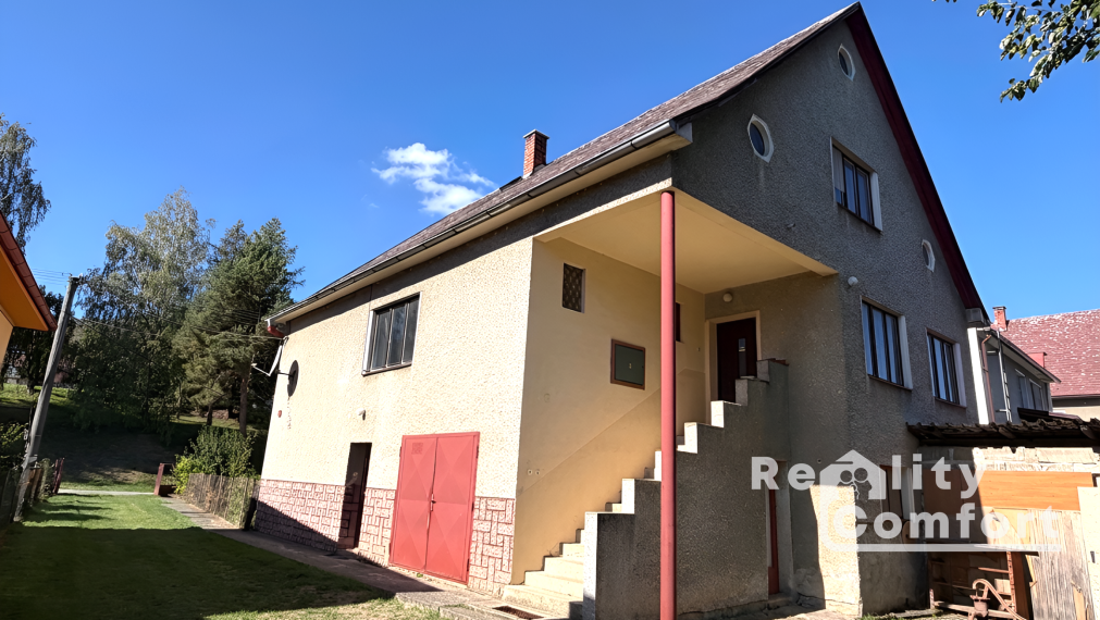 Rodinný dom na krásnom rovinatom pozemku