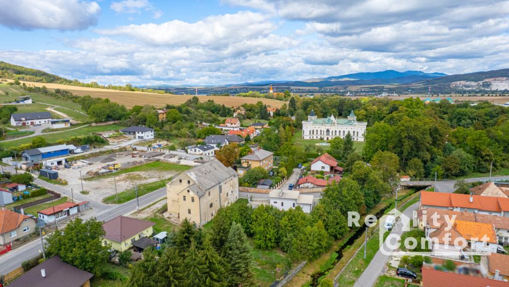 Unikátna historická nehnuteľnosť zo 14. storočia